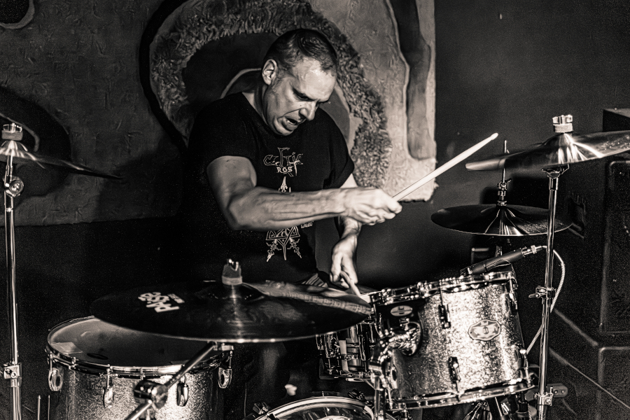 Mike Alonso